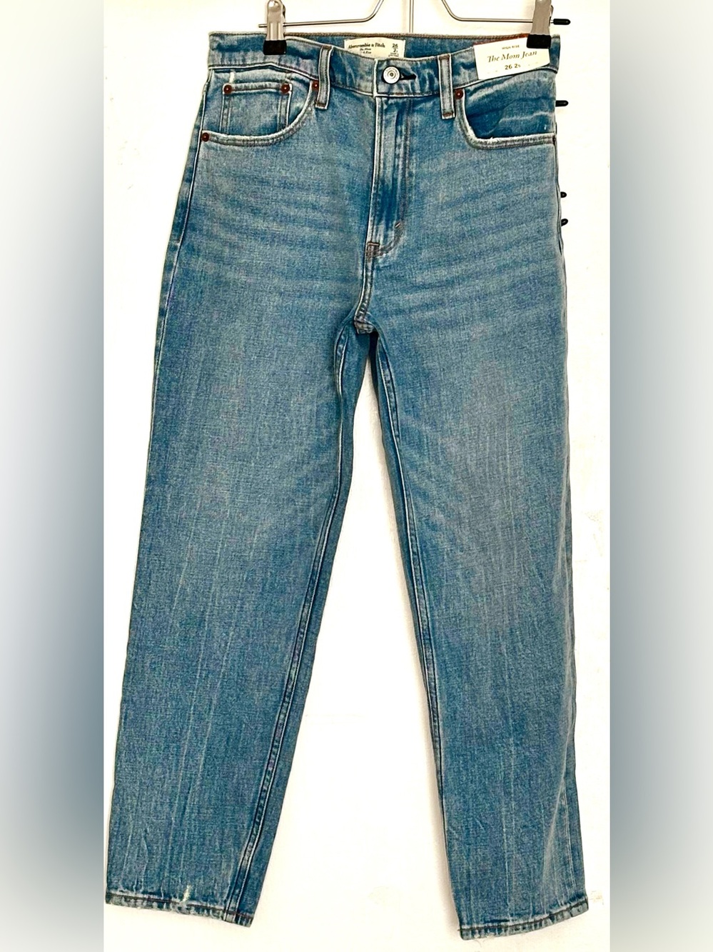 Abercrombie & Fitch High-Rise The Mom Jean 26S 2S NWT